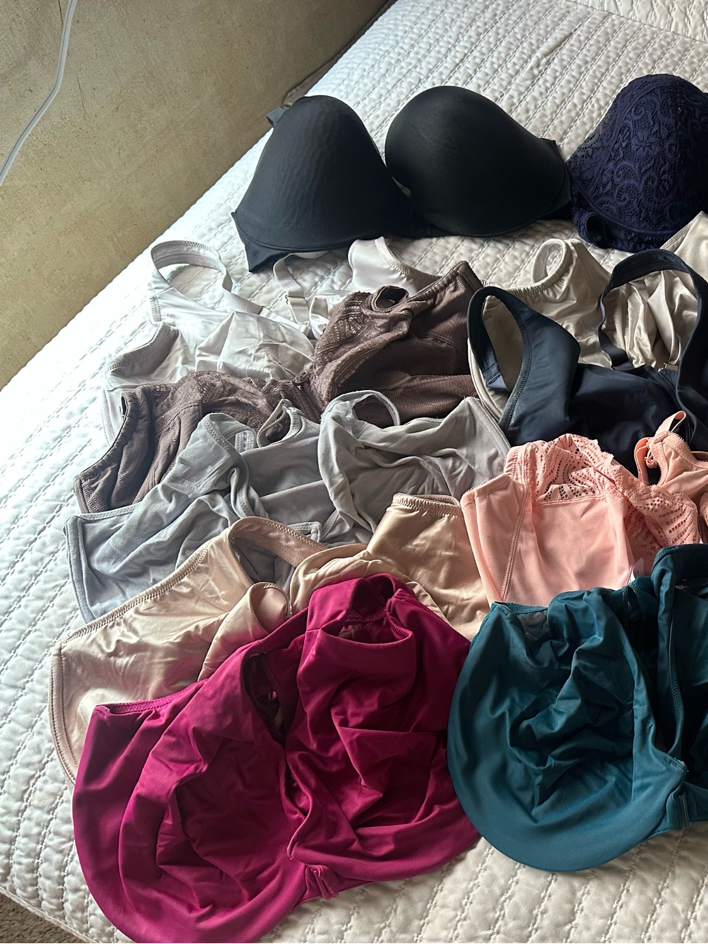 14 Underwire Bras - Size 40G - Some NEW